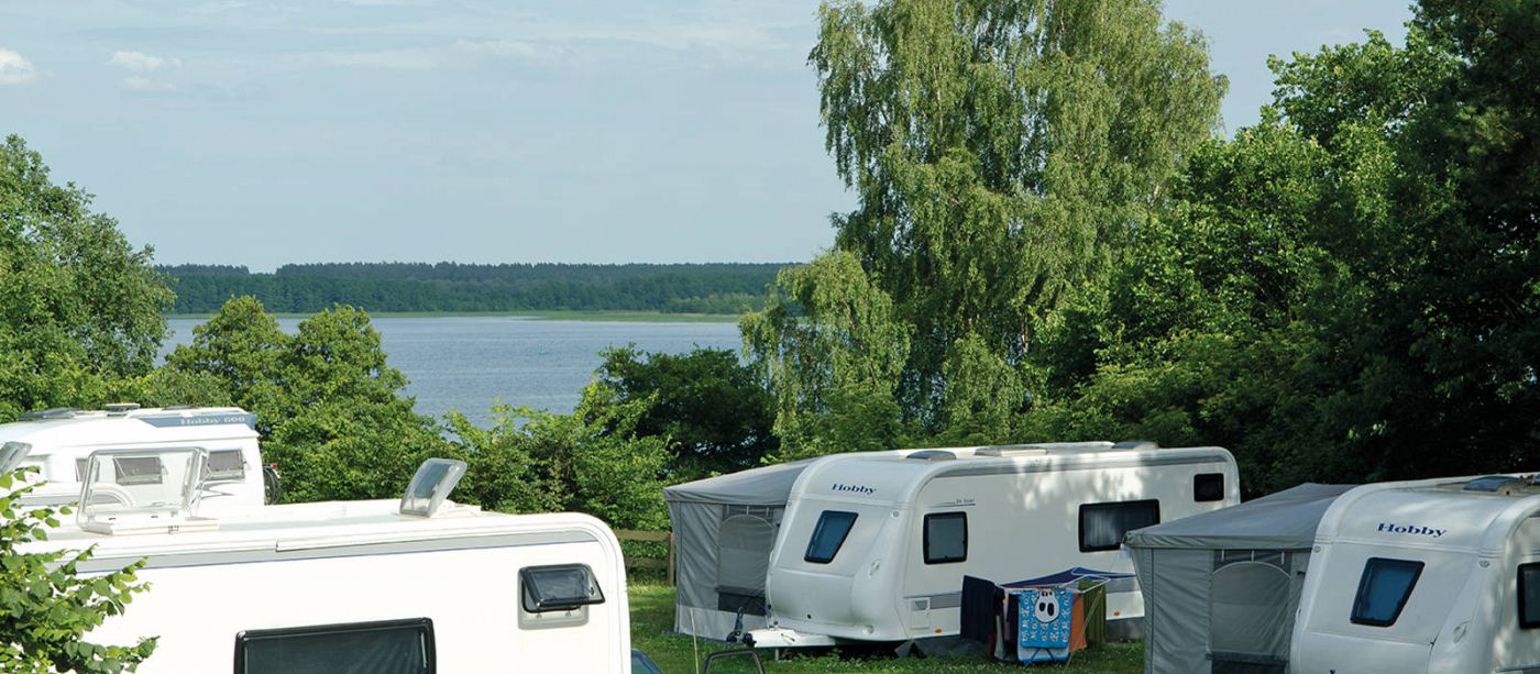 Ferienhäuser, Mietwohnwagen und Mobilheime